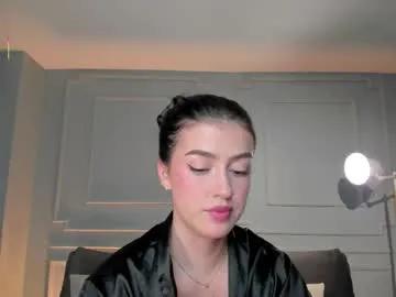 paulinasantosx — GOAL: Cameltoe [16 tokens remaining] I really feel horny today, would u help me with that? #latina #heels #erotic #squirt #slim