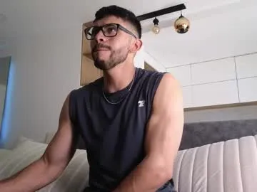 phantom_bigger1 on Chaturbate