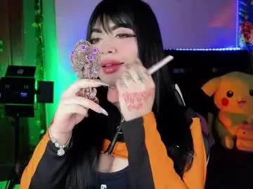 Freechat queenlamia on Chaturbate