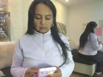 raquel_moore on Chaturbate