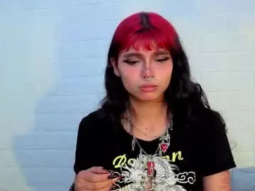 raven_rox_ on Chaturbate