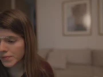 Freechat rebeccastonee on Chaturbate