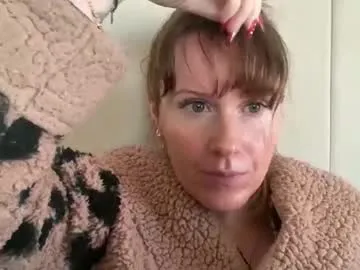 red_head_rosie_69 on Chaturbate