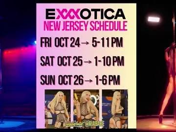 riababe on Chaturbate