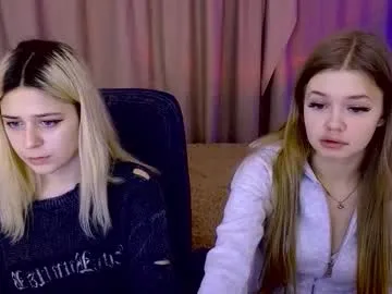 riinaaa on Chaturbate