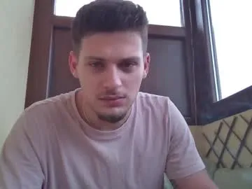 roberto_twink1 on Chaturbate