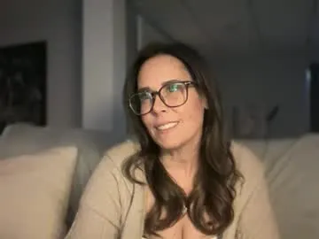 sayplsgdgrl on Chaturbate