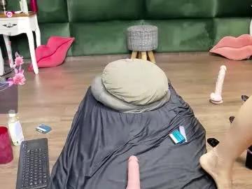 selensummer on Chaturbate 