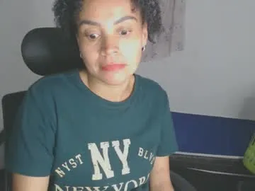 shayna_cute on Chaturbate