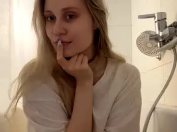 silvercherub on Chaturbate