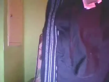 slaveboy32bi on Chaturbate