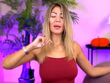 Freechat sophiapotts on Chaturbate