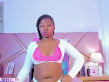 sophiesinclair on Chaturbate