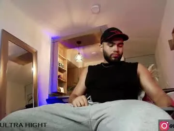 thiagohunk on Chaturbate