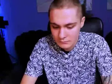 thomas_crow on Chaturbate