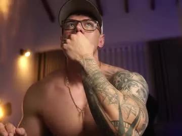 Freechat thomas_falcon1 on Chaturbate