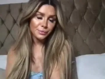 Freechat tsevaxx on Chaturbate