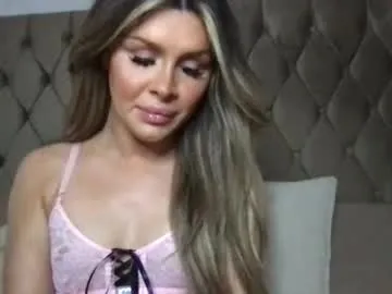 Freechat tsevaxx on Chaturbate