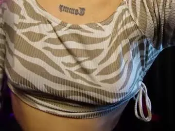 Freechat valkyria12 on Chaturbate