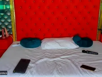 valleriejonnes on Chaturbate