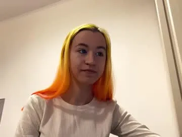 valtopi — Emily's new room! Goal : flash color panties #new #18 #shy #cute #feet [39 tokens remaining]