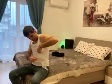 valyvalisimo on Chaturbate