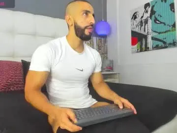 yiyo10_ on Chaturbate