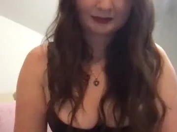 yourstrulybellax on Chaturbate