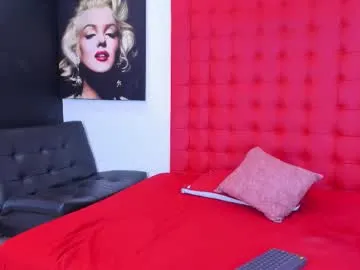 zoe__smiith model from cb