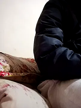 -Bunny-y on StripChat