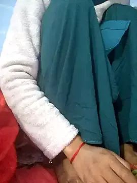 124pakhi on StripChat