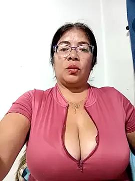__valentina18 on StripChat 