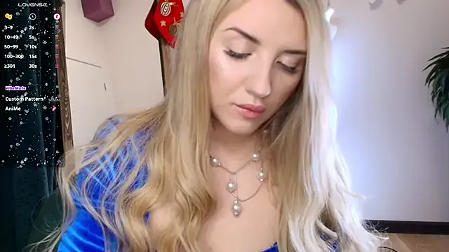 Freechat _Mi1a_ on StripChat