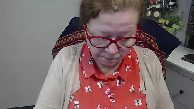 Freechat Adelewildx on StripChat