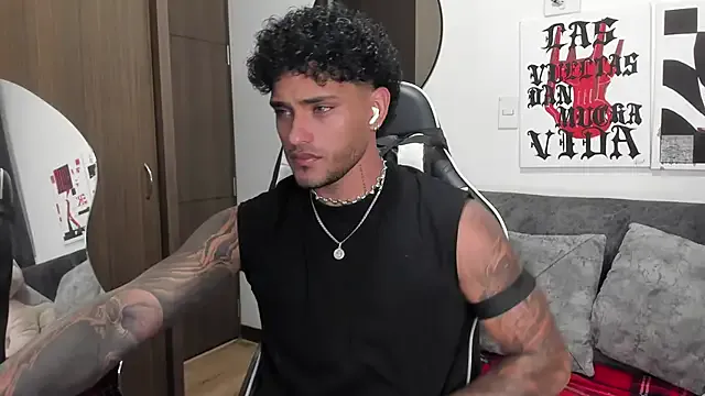 Freechat Alessandro_Vanni on StripChat