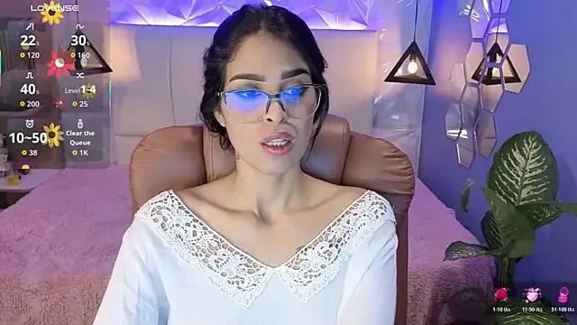 AlessiaVal_ on StripChat