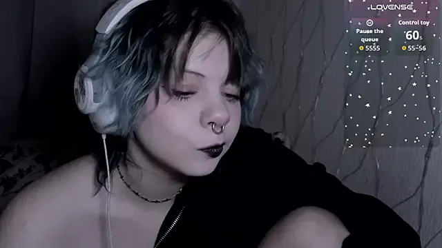 Alice_Zev on StripChat