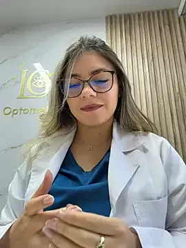 Freechat alicee16 on StripChat