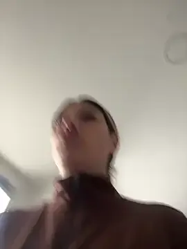 Freechat AliceTeenager___ on StripChat