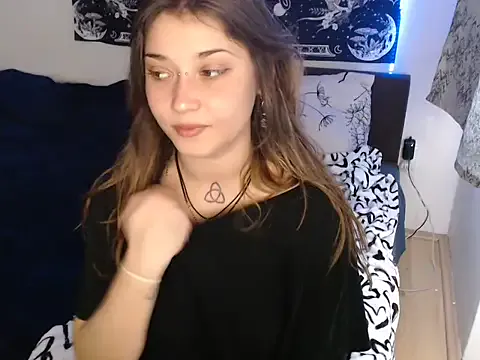 Freechat AlienforTwenty on StripChat