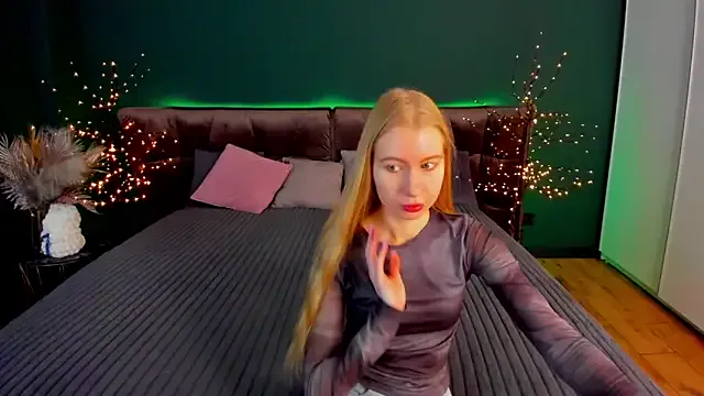 Private Alina_Blonde on StripChat