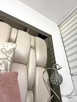 ALISSON_FOXXX1 — fuck machine