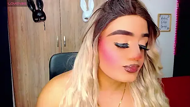 Freechat Amber_bigdick22 on StripChat