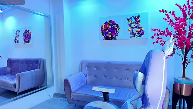 Antonella_wild on StripChat