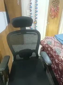 Archi-07 — Show My ass hole