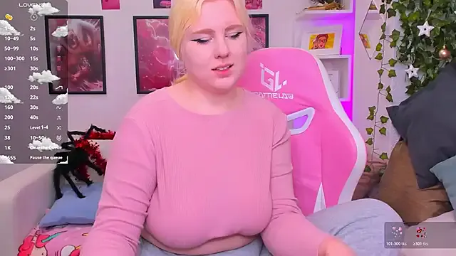 Freechat art_lovee on StripChat