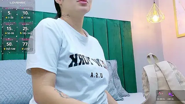 Ashley_Evans22 on StripChat