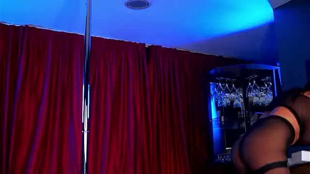 AstridVex on StripChat