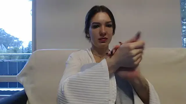 Offline aurora_lust on StripChat