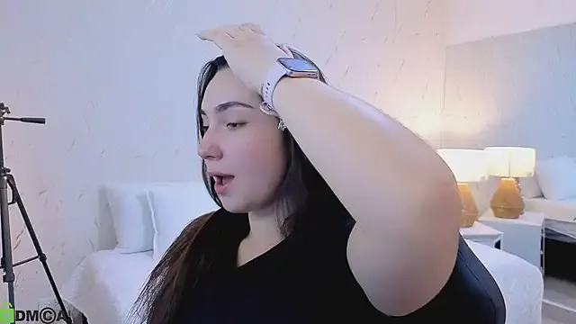 ava_blue on StripChat